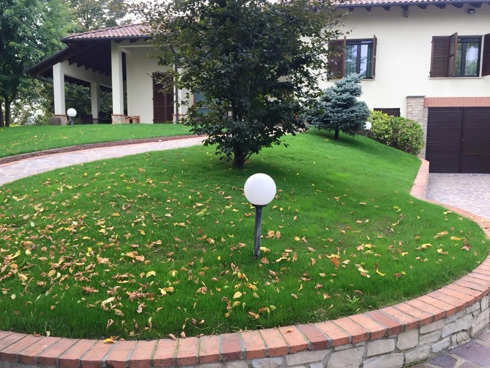 Prima e dopo - Vivai Il pollice Verde, Asti