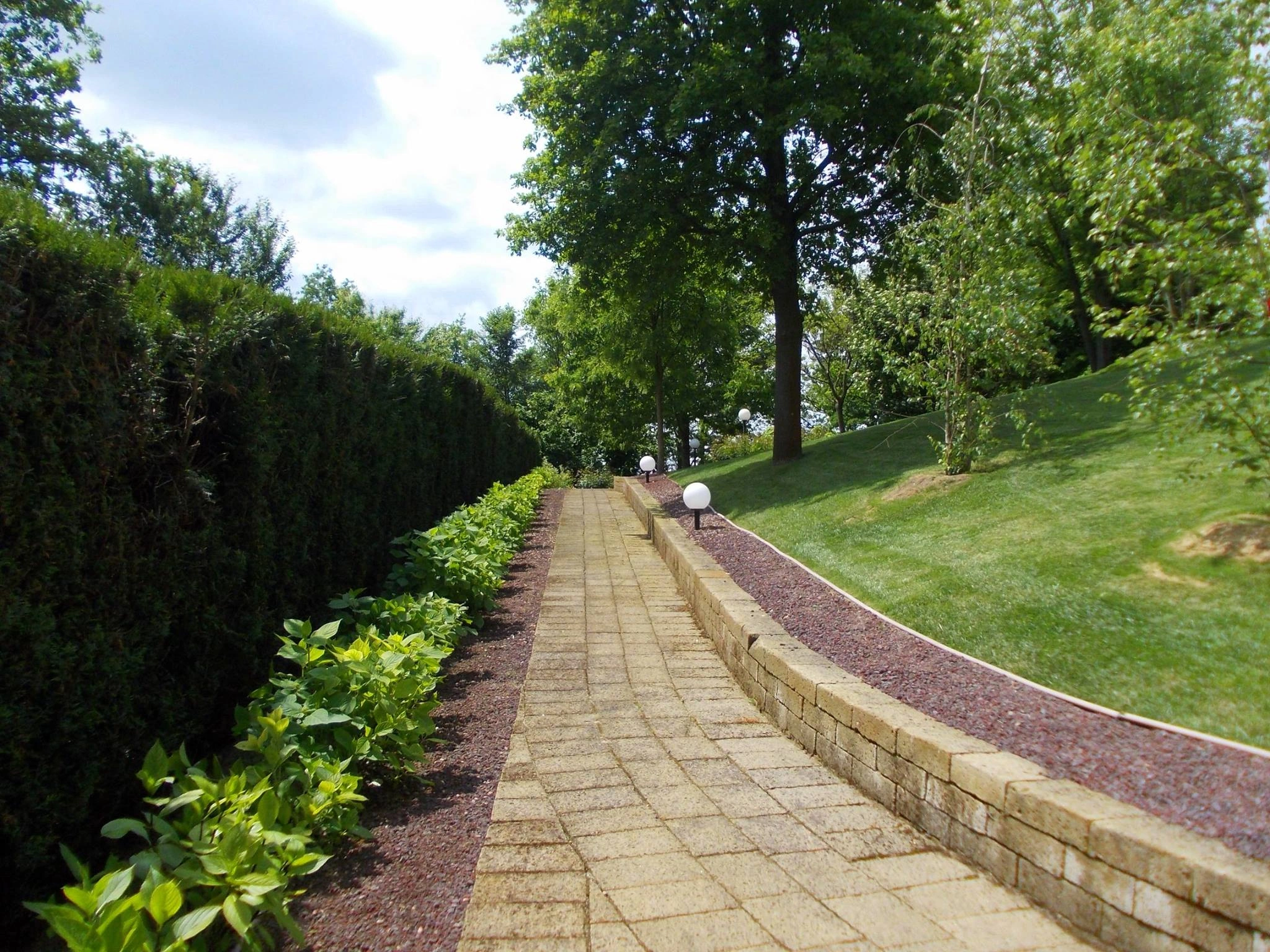 Giardini realizzati - Vivai Il pollice Verde, Asti