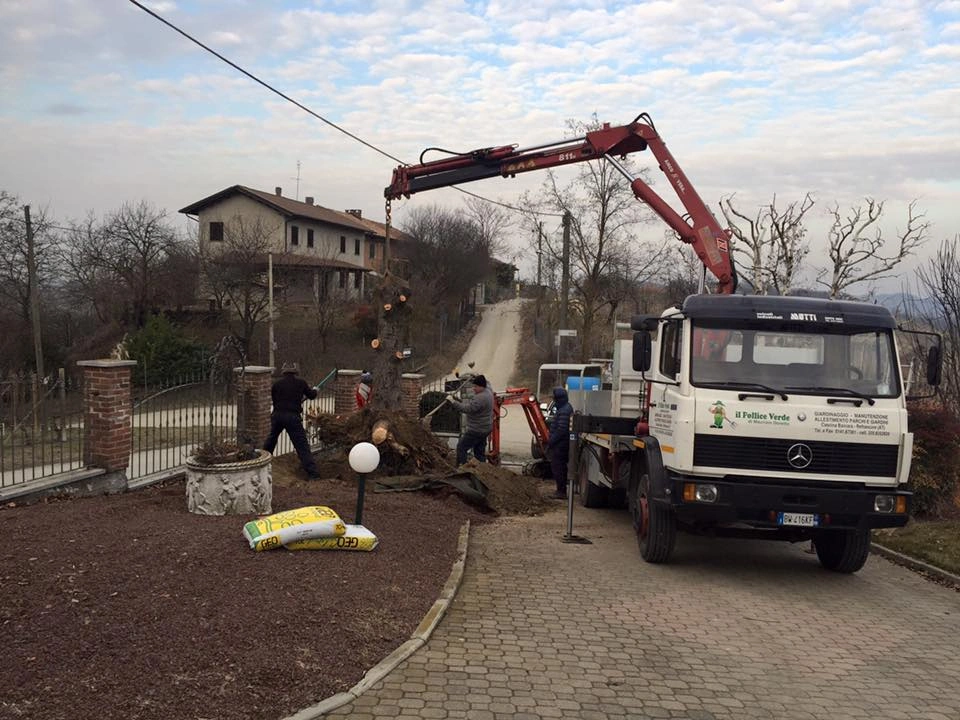 I nostri mezzi - Vivai Il pollice Verde, Asti