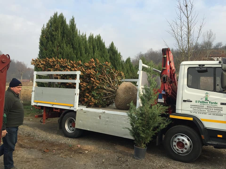 I nostri mezzi - Vivai Il pollice Verde, Asti